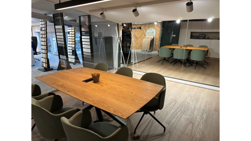 Bel-Pol Podłogi Drzwi ul. Bartycka 24 Warszawa. Nowy salon.