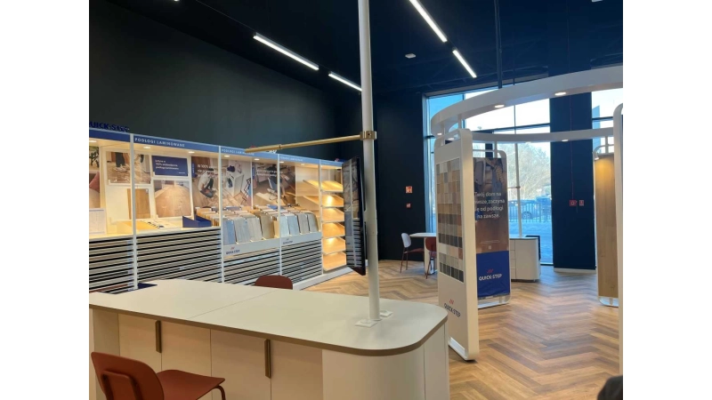 Quick-Step Concept Store Warszawie Okęcie Park  - Nowa Eksp