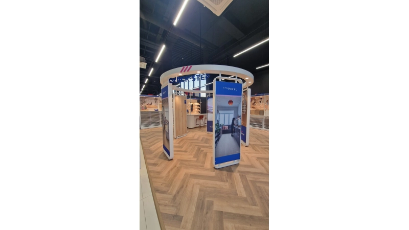 Quick-Step Concept Store Warszawie Okęcie Park  - Nowa Eksp