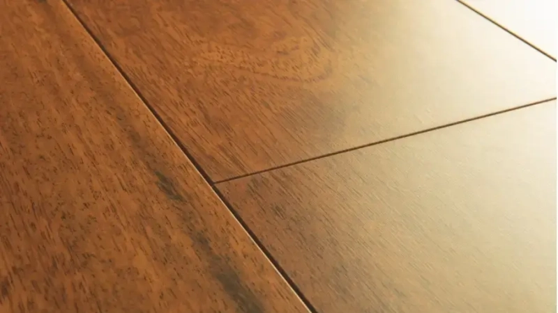 Jak układać panele podłogowe z V-fugą? Instrukcja krok p