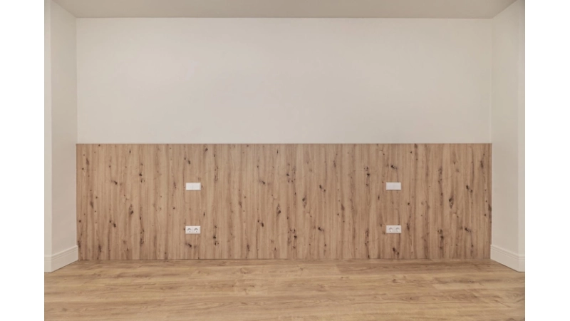 Panele podłogowe na ścianie — Jak położyć? - 3.webp