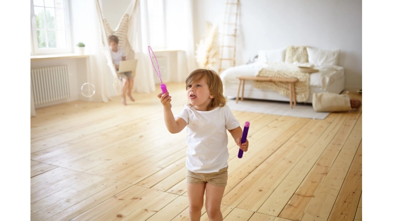 Drewniana podłoga a ogrzewanie podłogowe - Jak wybrać, za