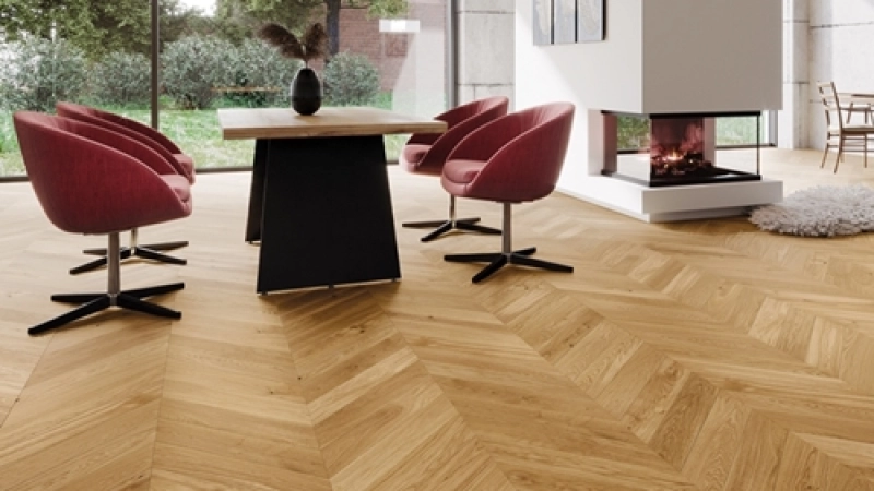 Porysowane panele? Sprawdź, jak je zamaskować!