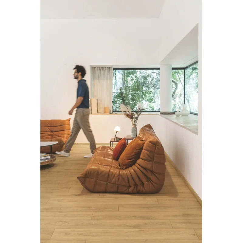 Panele podłogowe Dąb piaskowy CLM5801 AC4 8 mm - 3