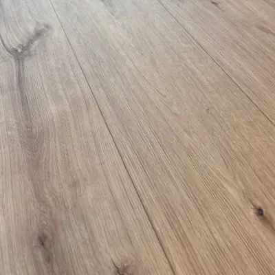 Panele winylowe ze zintegrowanym podkładem Pula 62728 Klasa 33 5.5 mm