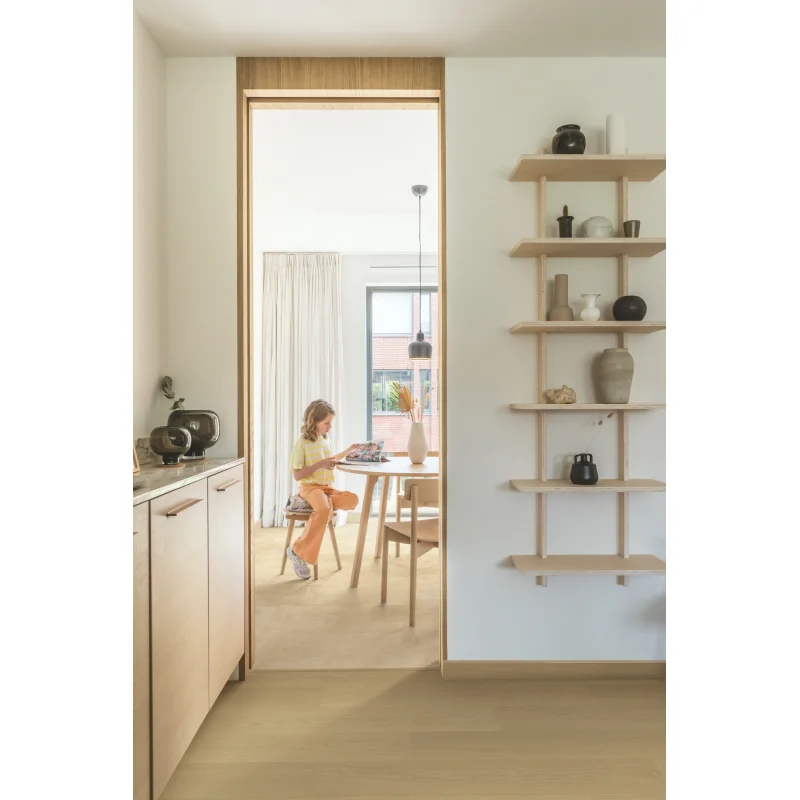 Panele Podłogowe Dąb Beżowy Lakierowany SIG4750 AC4 9 mm 