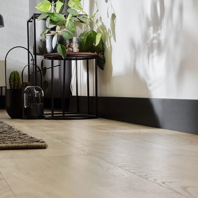 Listwa Espumo 506 Czarna 2,4 m, 506 ESP506 2.4 - 3