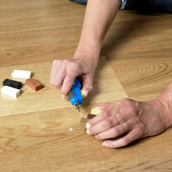 Zestaw naprawczy woski do naprawy paneli Quick-Step, QSREPAI