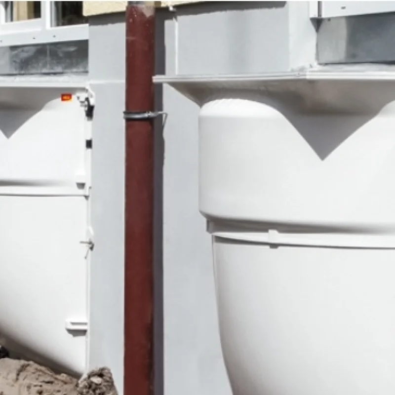 Doświetlacz piwniczny MEAMAX 100x85-110x40 z rusztem kratow