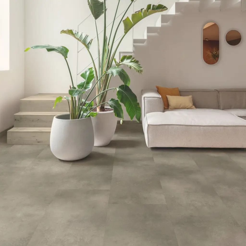 Panele winylowe SPC LVT z podkładem Beton Cloudy Klasa 33 6 mm, AVMTU40273, Panele winylowe, Illume Click z podkładem, Quick-Step Unilin