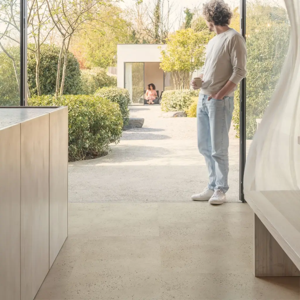 Panele winylowe SPC LVT z podkładem Beton Oyster Klasa 33 6 mm, AVMTU40275, Panele winylowe, Illume Click z podkładem, Quick-Step Unilin