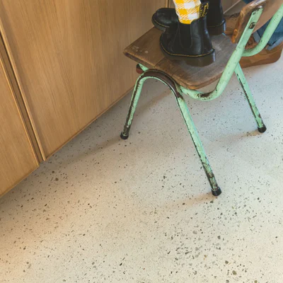 Panele winylowe SPC LVT z podkładem Beton Pebble Klasa 33 6 mm TAK, AVMTU40276