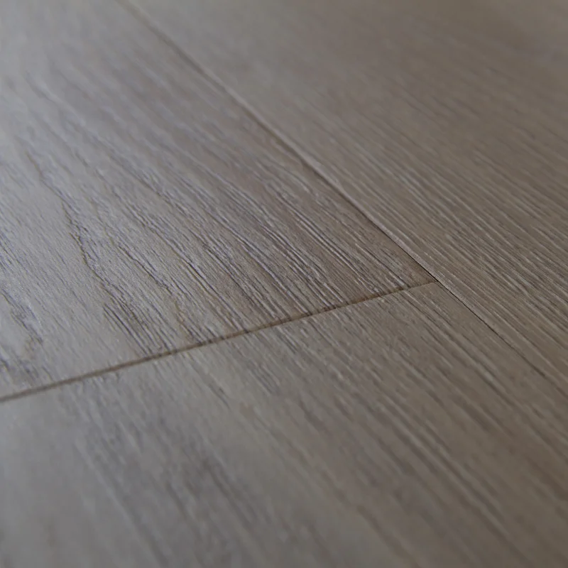 Panele laminowane Dąb Brazylijski 8mm AC4 Odporne na wodę 