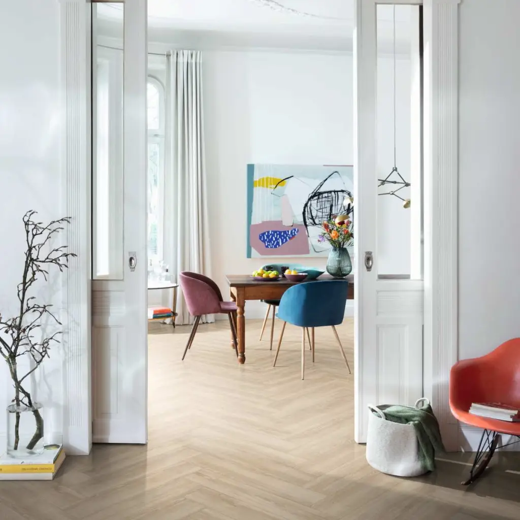 Panele podłogowe Jodełka Dąb Newport kremowy EL2161 AC4 8 mm, 1806784, Panele podłogowe, NatureSense Herringbone, Egger