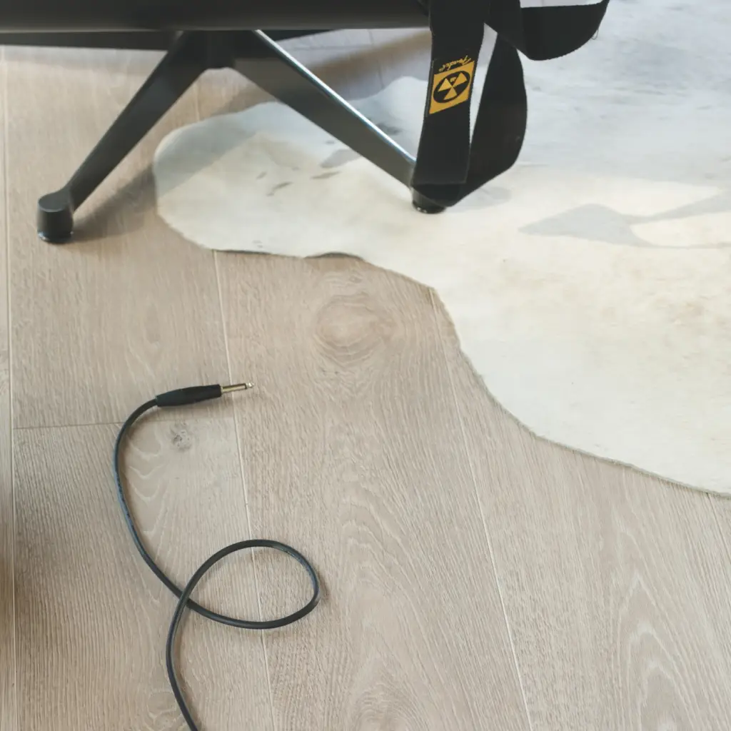 Zestaw Panele Podłogowe Dąb Stary Biały  LPU3985, Podkład Quick-Step Silent Walk, Płyn Koncentrat do czyszczenia podłóg i paneli AC4 9.5 mm, LPU3985, QSUDLSW7, 5907732901863, Zestaw, Largo, Quick-Step Unilin