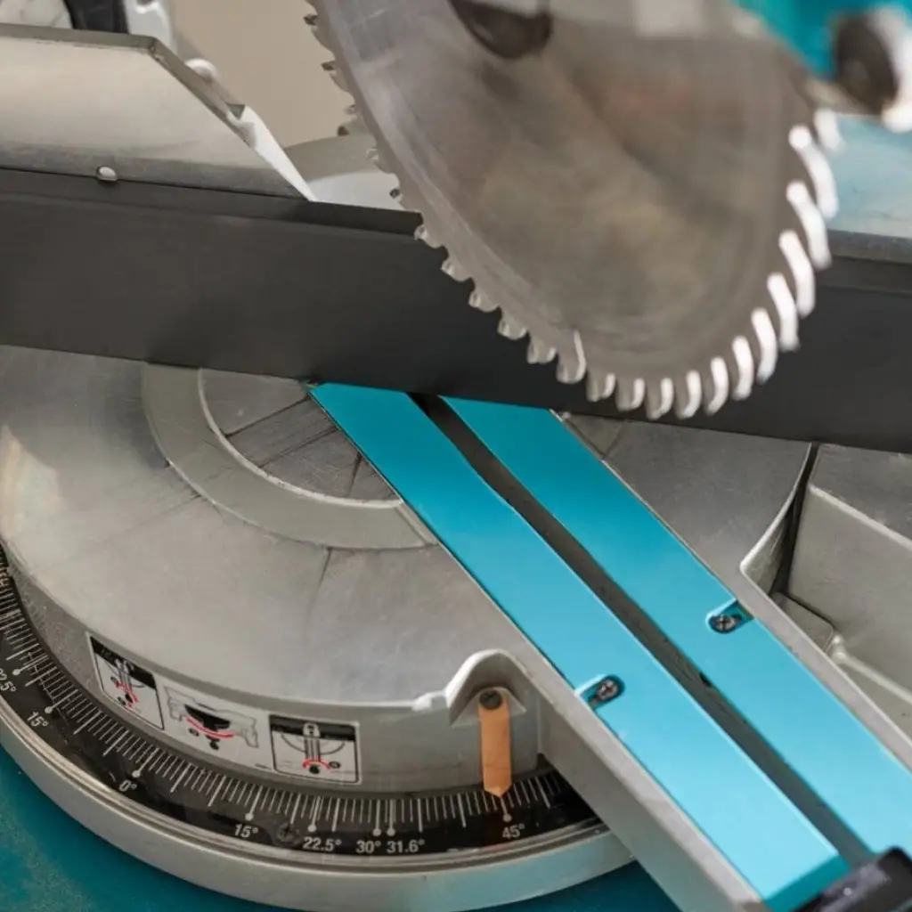 Liswa Espumo 207 Kaszmir ESP207 2,4 m, 3031922, Listwy przypodłogowe, Espumo, VOX