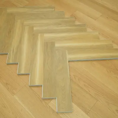 Panele winylowe SPC ze zintegrowanym podkładem Jodełka Classique PAN000369 Klasa 34 6 mm