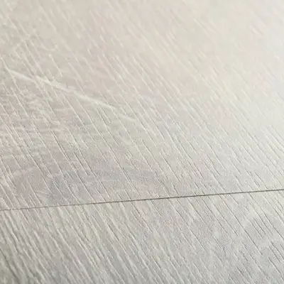 Panele podłogowe Dab regenerowany biały patynowany CL1653 AC4 8 mm