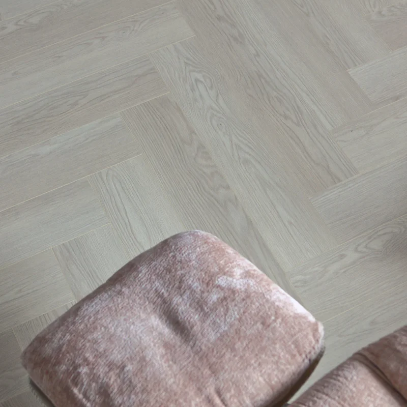 Panele podłogowe Jodełka Dąb Baronia jasny EL2132 AC4 8 m