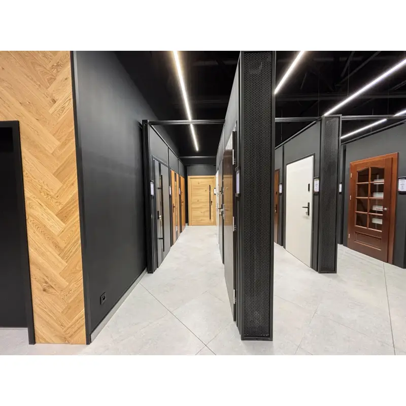 Bełchatów, ul. Kolejowa 4 - BEL-POL Galeria Olimpia