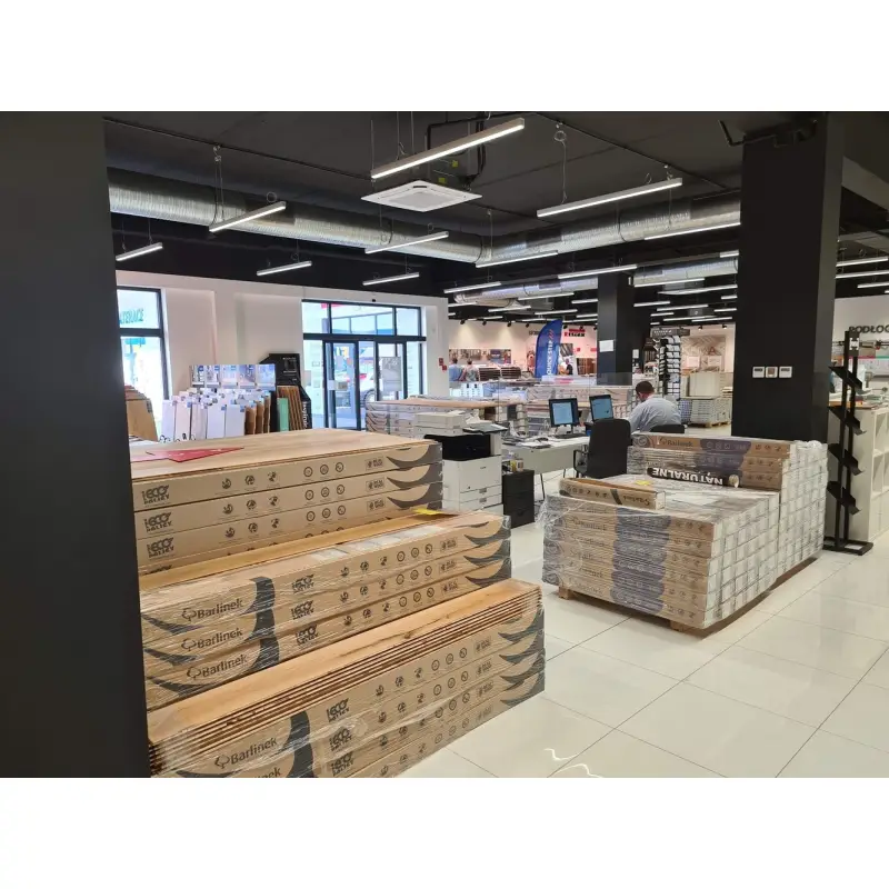 Łódź, ul. Św. Teresy od Dzieciątka Jezus 92 - BEL-POL