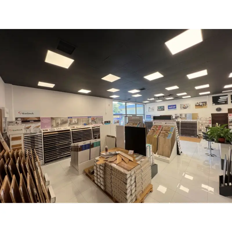 Puławy, ul. Piaskowa 13  - J&V  (sklep partnerski)