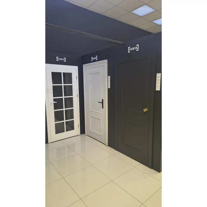 Kraków, ul. Zakopiańska 56 - CENTRUM PORTA DRZWI