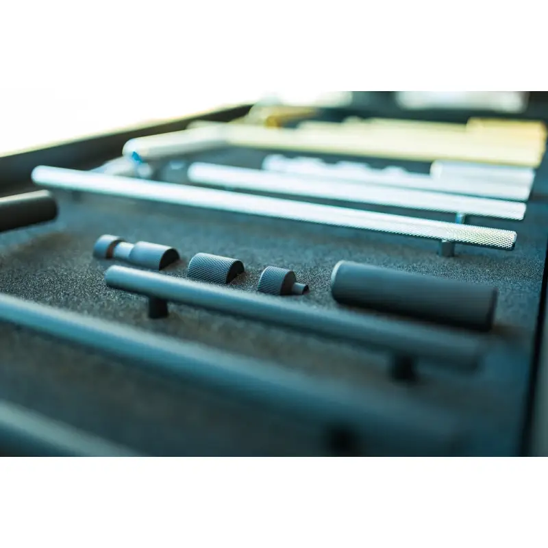 Kraków, ul. Zakopiańska 56 - CENTRUM PORTA DRZWI