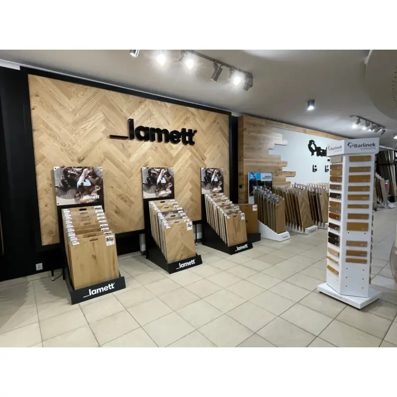 Kalisz, ul. Tylna 20 - Centro-Bud Emila Leśniak  (sklep par