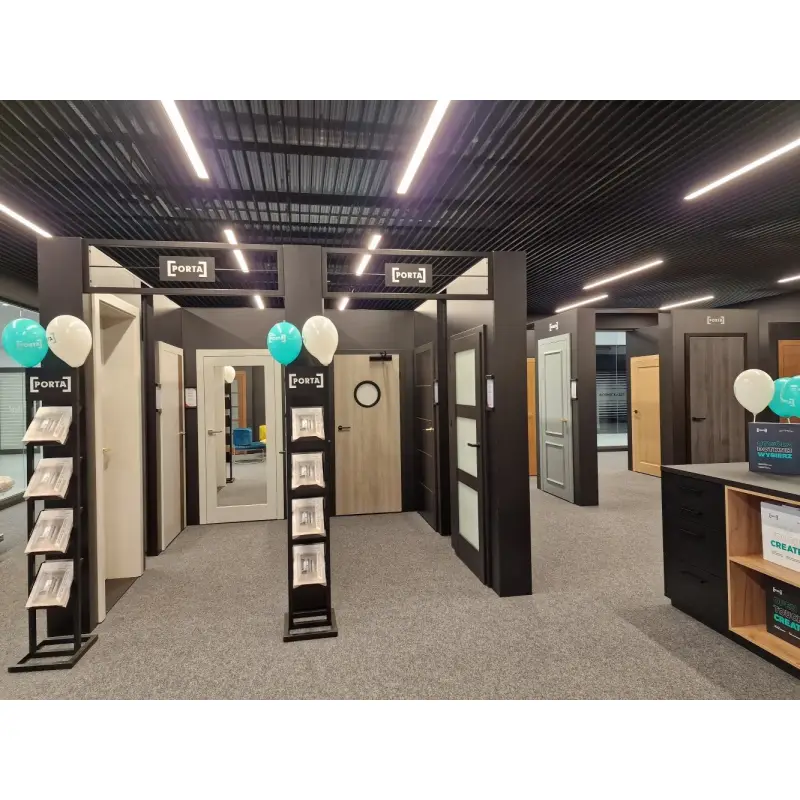 Poznań, ul. Obornicka 337 - CENTRUM PORTA DRZWI