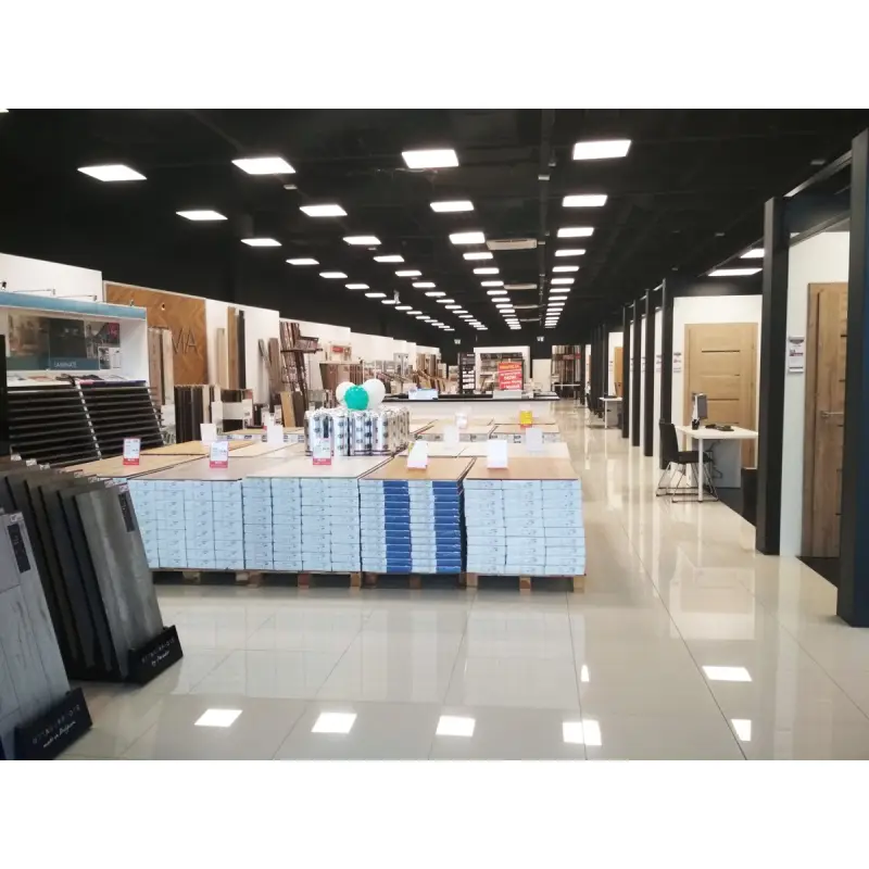 Lublin, Al. Spółdzielczości Pracy 88 - BEL-POL Skende Sho