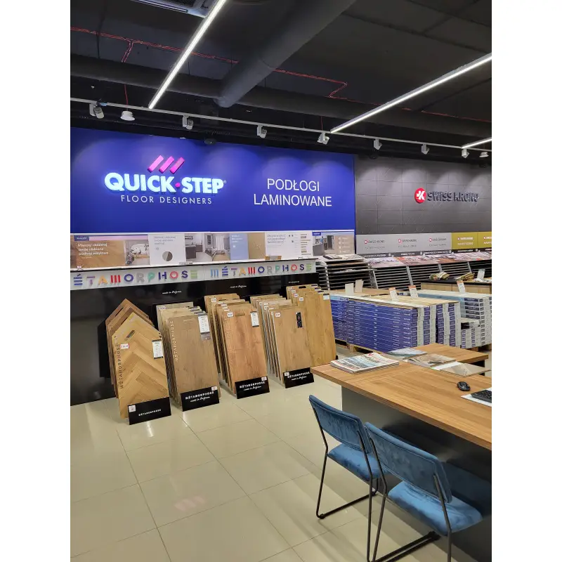 Opole, ul. Wrocławska 152/154 (Obok kina Helios i Leroy Mer