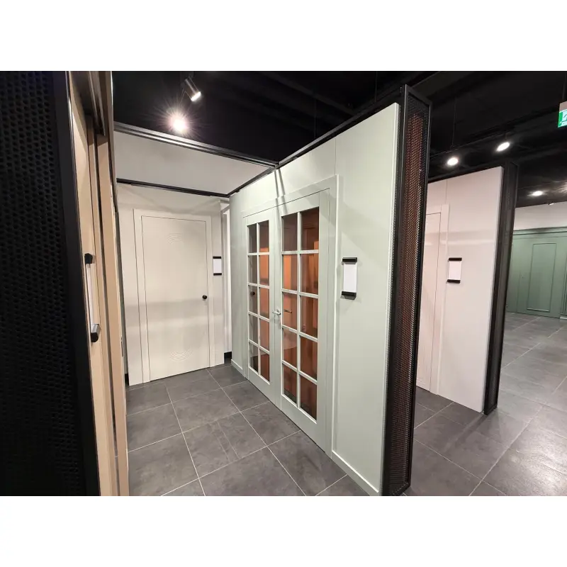 Wrocław, ul. Braniborska 14 - CENTRUM PORTA DRZWI