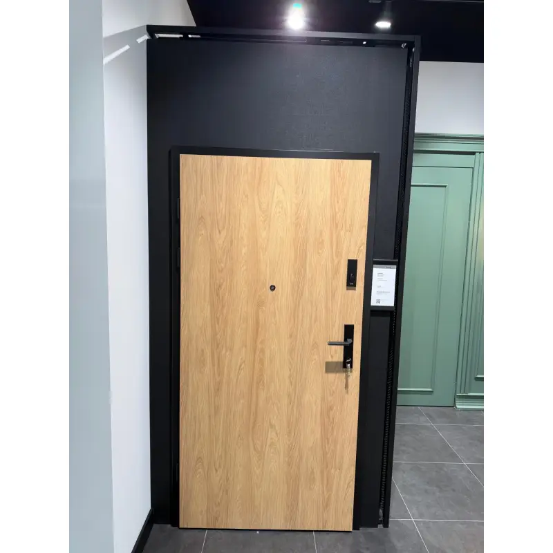 Wrocław, ul. Braniborska 14 - CENTRUM PORTA DRZWI