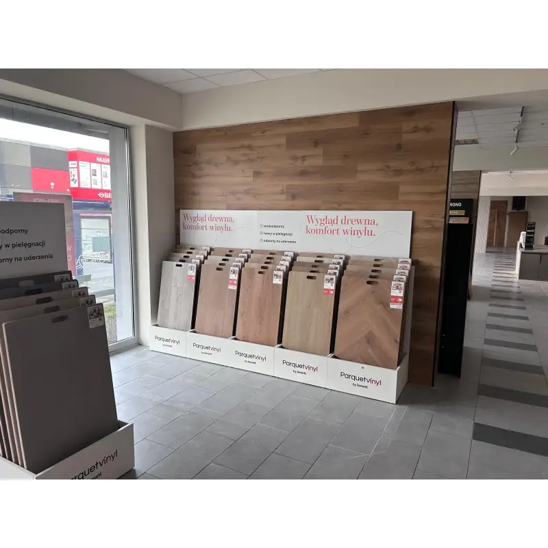 Kołobrzeg, ul. Sienkiewicza 19 - D&F Tomasz Milewski  (skle